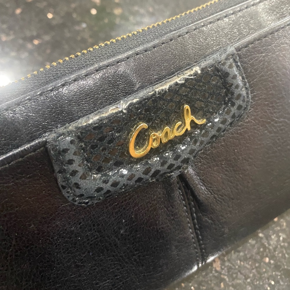 Black Leather Coach Wristlet